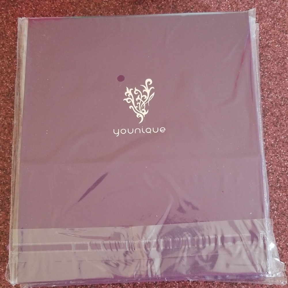 Younique gift boxes